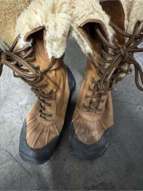 UGG Shoes - UGG Brown and Black Lace-Up Shearling Winter Boots